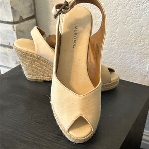 Merona Neutral Beige Canvas Espadrille Wedge Slingbacks